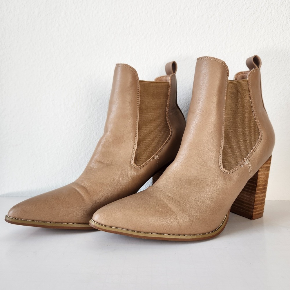 Oasis Society California Womens Size 8.5 Brown Tan Leather Wooden Heel Booties‎